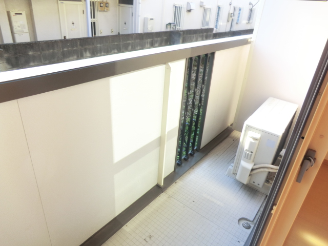 17/30 バルコニー