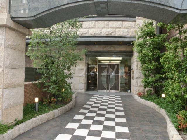 22/29 エントランス