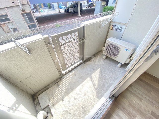 15/26 バルコニー