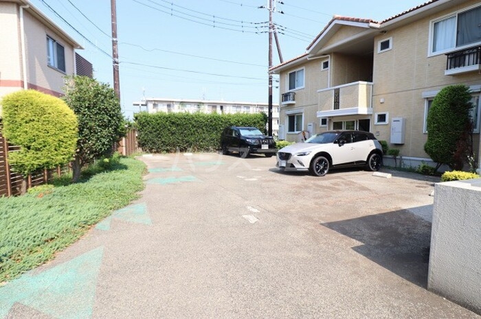 17/27 駐車場