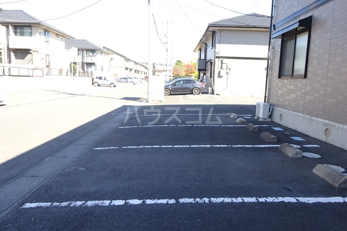 3/7 駐車場