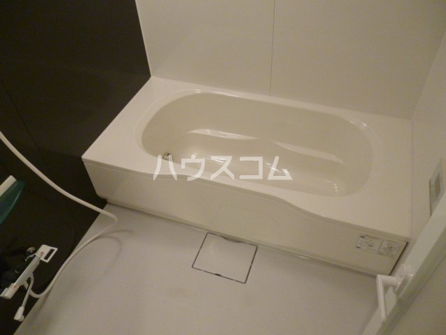 14/30 浴室