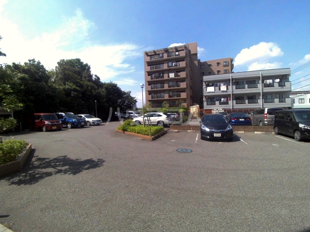 21/29 駐車場