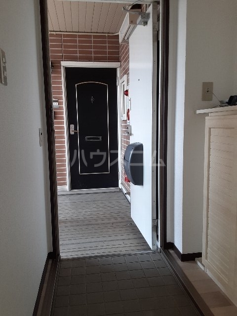 29/30 エントランス