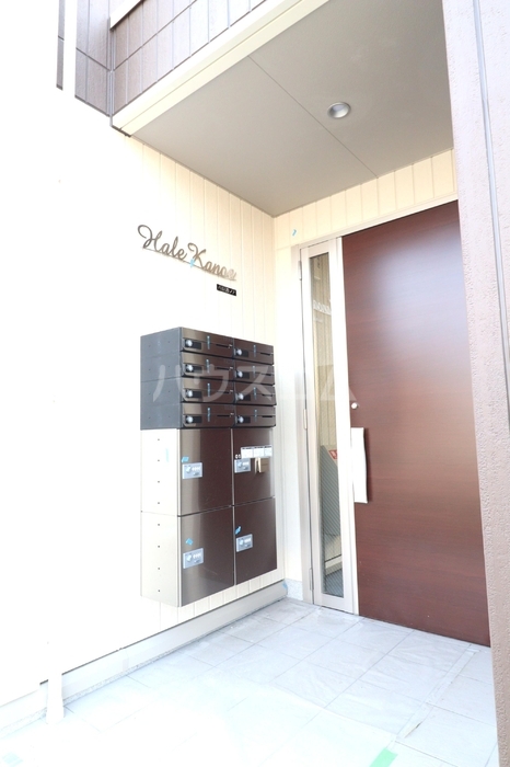 17/27 エントランス