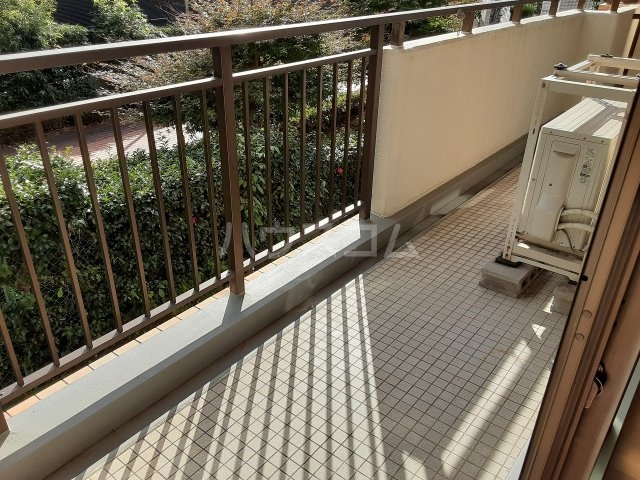 20/30 バルコニー