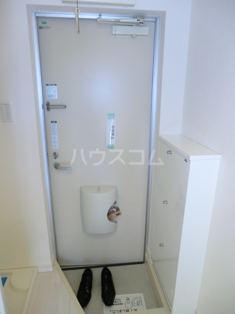 13/30 玄関