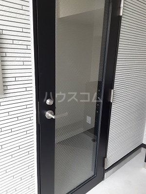 29/30 エントランス