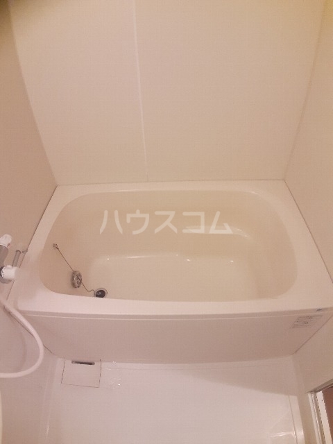 16/30 浴室