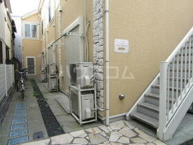 28/30 エントランス