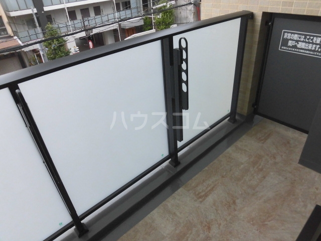 19/27 バルコニー