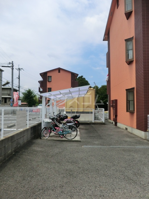 3/7 駐車場