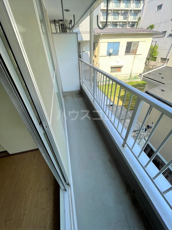 19/30 バルコニー