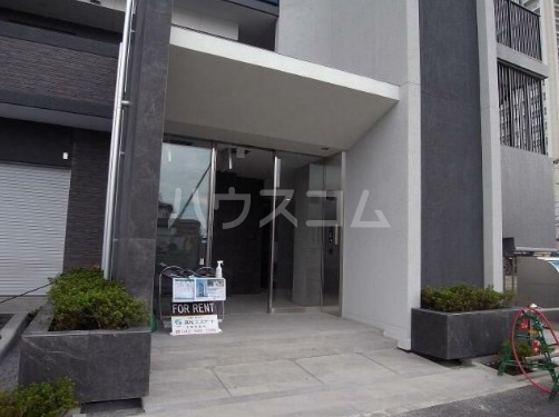 15/20 エントランス