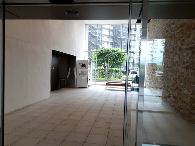 2/3 エントランス