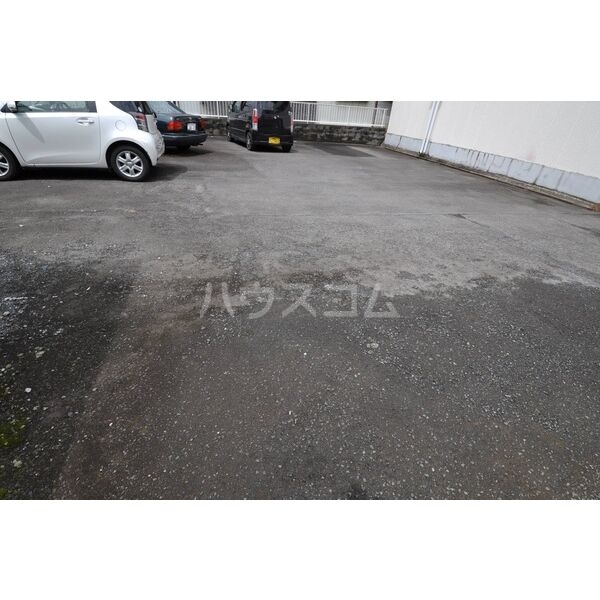 15/16 駐車場