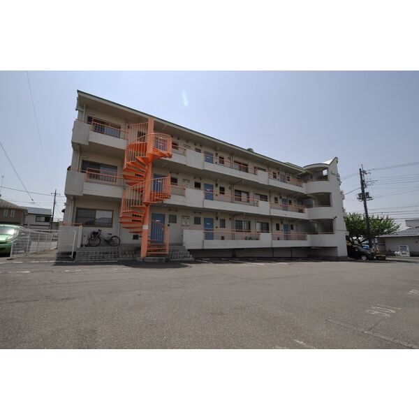 15/24 エントランス