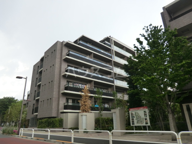 蘆花公園ザ・レジデンス　ブライトコートの外観