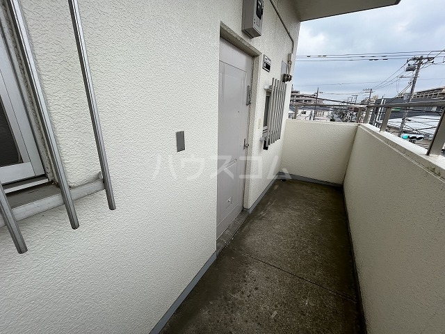 2/5 エントランス