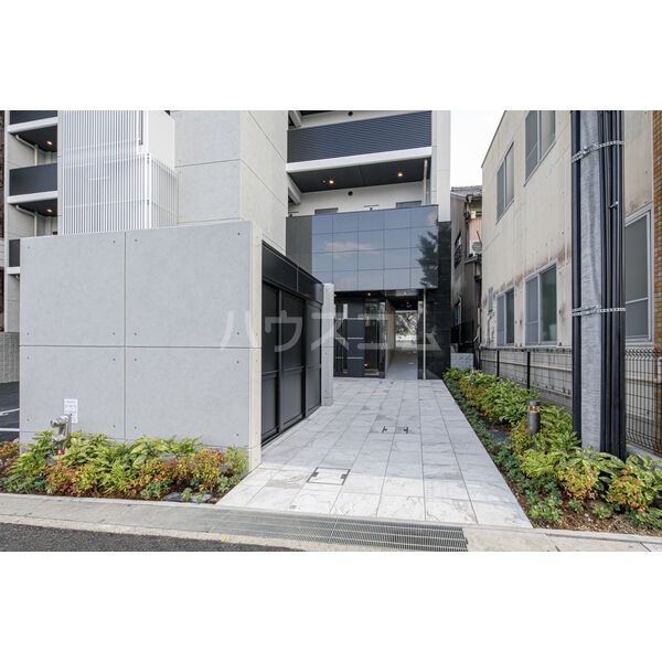 16/24 エントランス