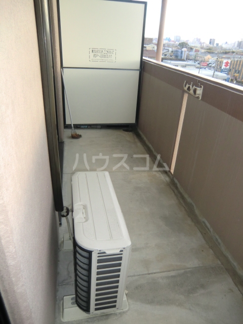 14/23 バルコニー