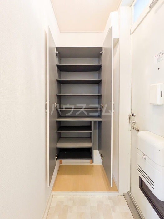 13/30 玄関