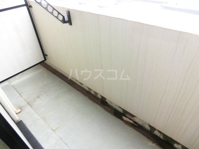 23/30 バルコニー