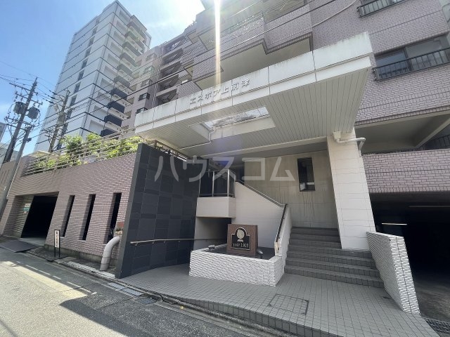 22/30 エントランス