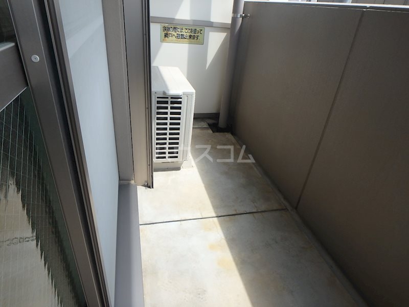 14/27 バルコニー