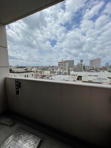 16/20 バルコニー