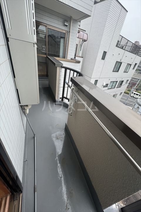 20/30 バルコニー