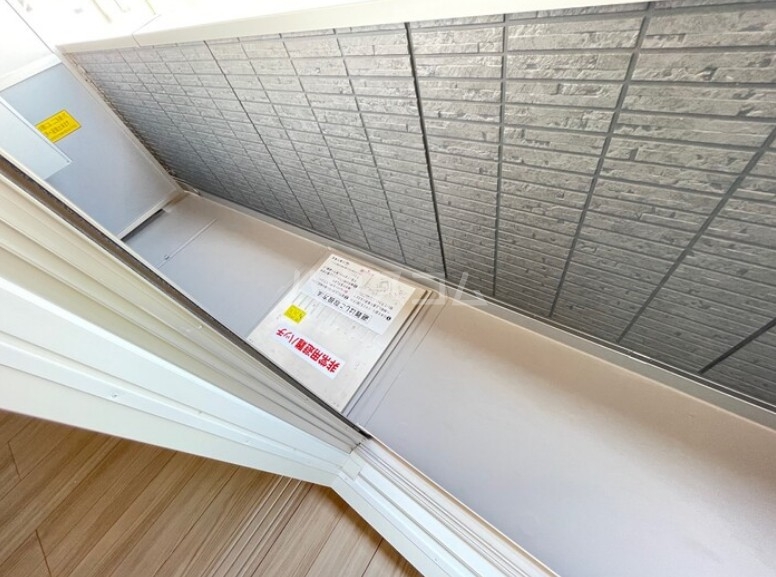 13/23 バルコニー