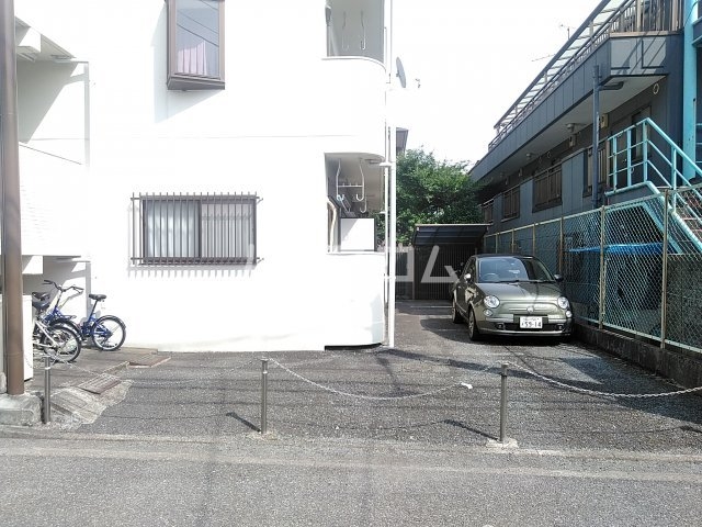4/10 駐車場