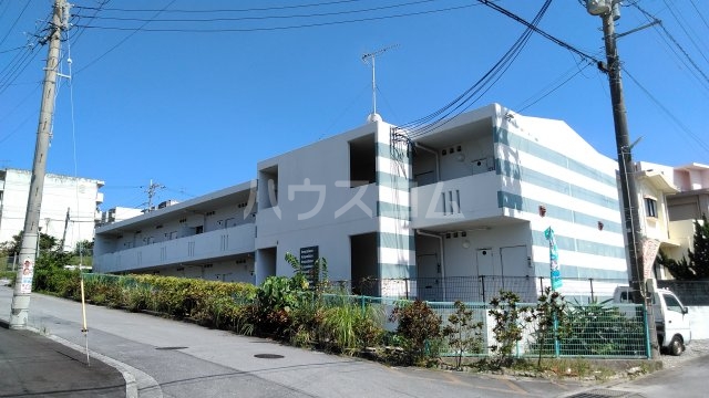 14/15 エントランス