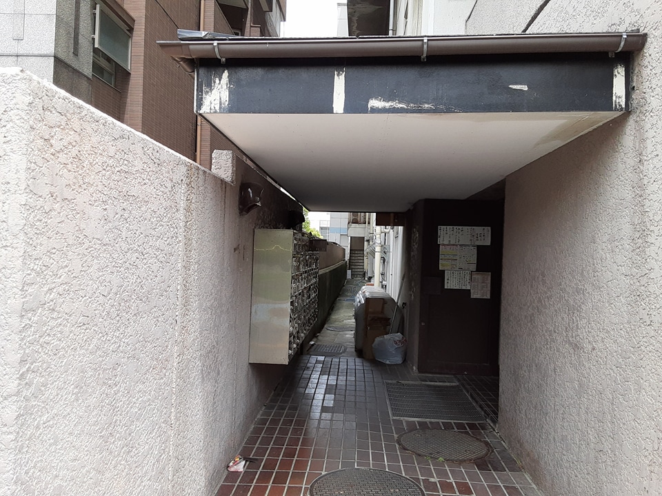 17/21 エントランス