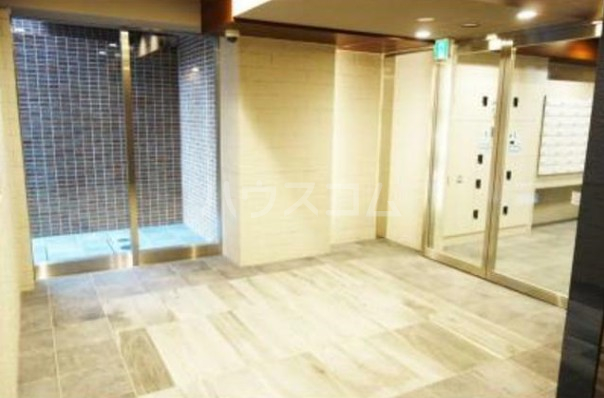 14/21 エントランス