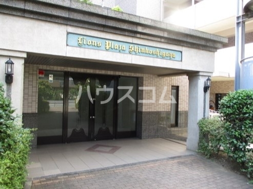 2/3 エントランス