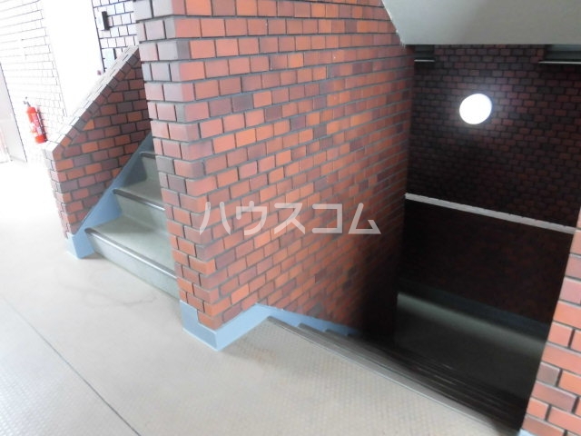 19/22 エントランス