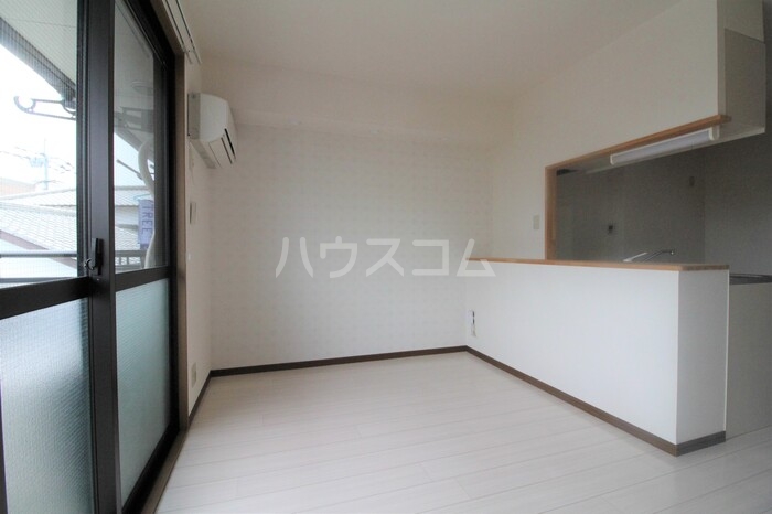 4/13 リビング/ダイニング