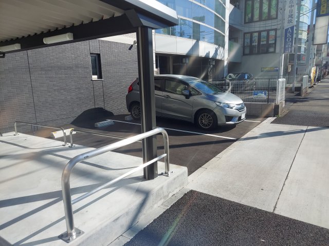 2/10 駐車場