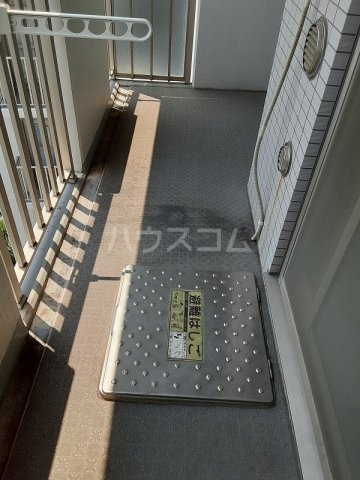21/30 バルコニー