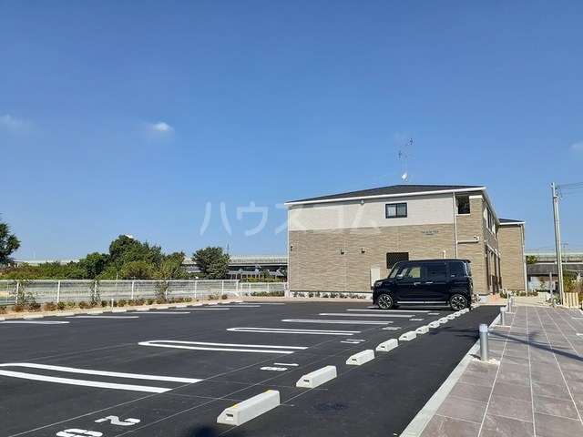 14/20 駐車場