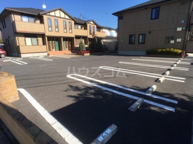 4/12 駐車場