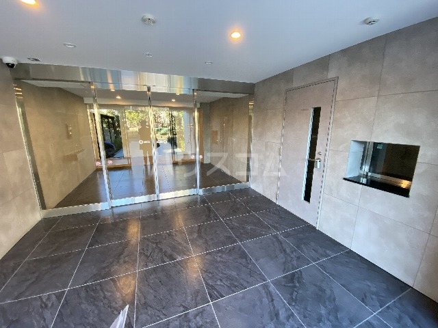 15/25 エントランス