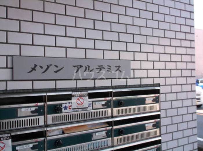 15/22 エントランス