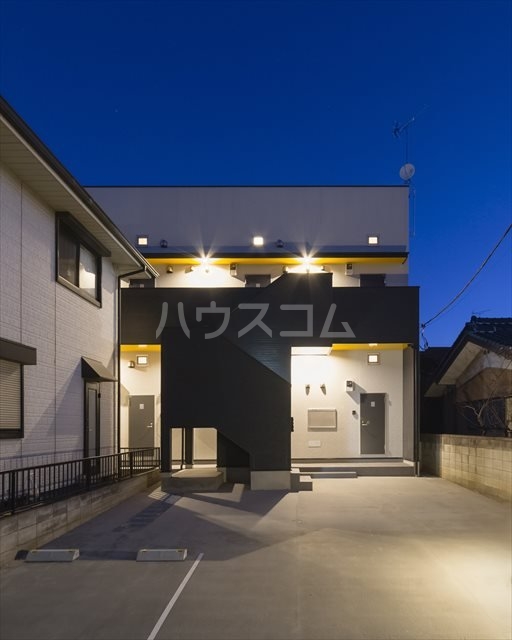 19/29 エントランス