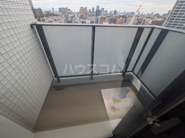 23/30 バルコニー