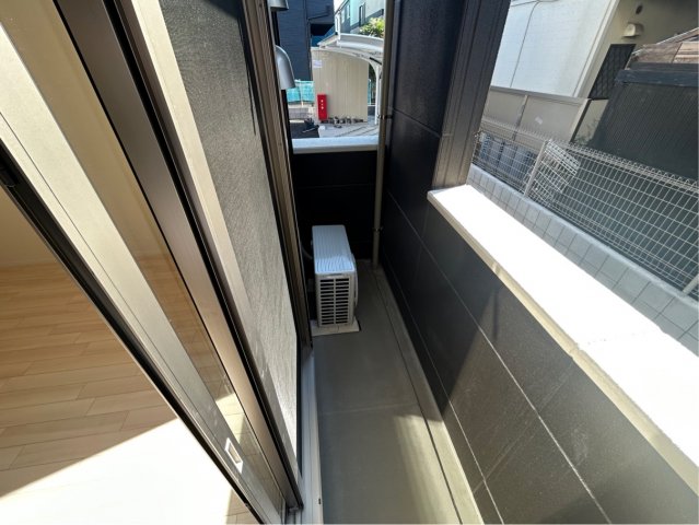 23/30 バルコニー