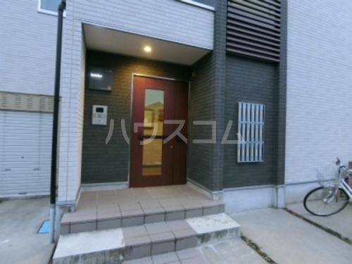 14/22 エントランス