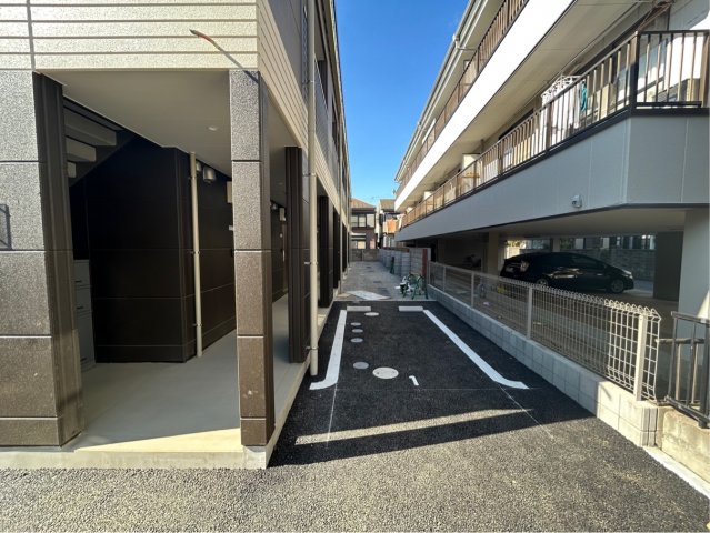 22/29 エントランス